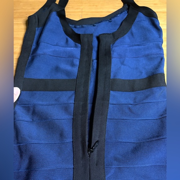 GUC Herve Leger- Blue and Black Bodycon Mini Dress. Size M - Picture 8 of 8